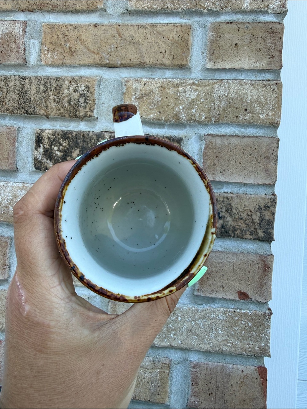 Vintage white stoneware Flower Mug with Green Leaves - Picture 3 of 5